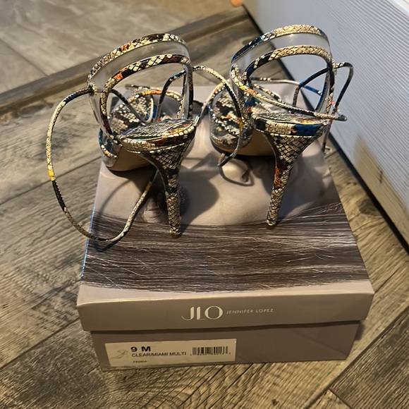 Jennifer Lopez clear/Miami multi - Picture 3 of 4